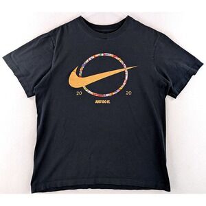 Nike 2020 World Flag Graphic T Shirt Mens S Black Gold Swoosh Just Do It